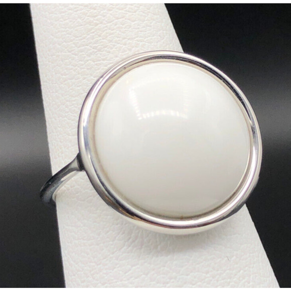 Calvin Klein Ring Size 6 Minimalist White Glass Cabochon Stainless Steel U-Shank - Picture 8 of 9